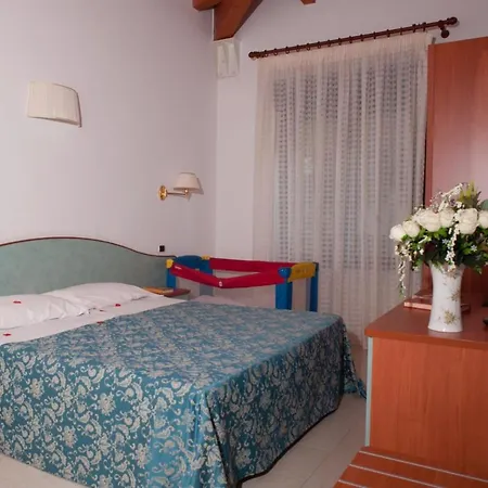 Dei Romanzi Mare * Tortoreto